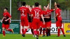 Abtenau kommt aus dem Jubeln garnicht mehr hinaus. (Bild: Fussball-Impressionen vom Salzburger Unterhaus)