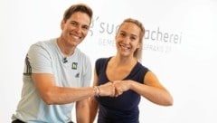 Michaela Dorfmeister mit Physiotherapeutin Theresa Pillichshammer (Bild: urbantschitsch mario)