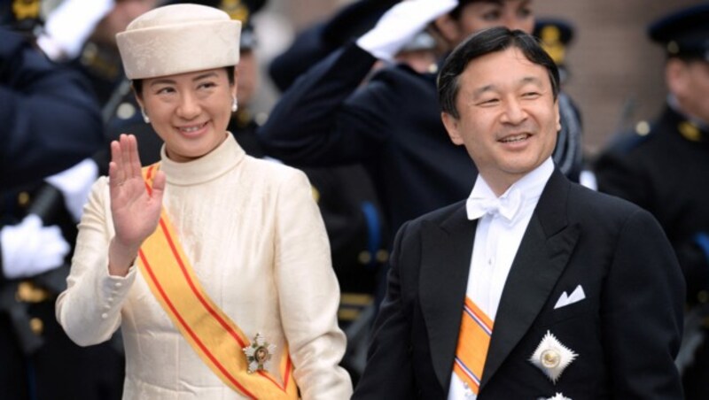 Japans Kaiser Naruhito mit seiner Frau Masako (Bild: AFP)