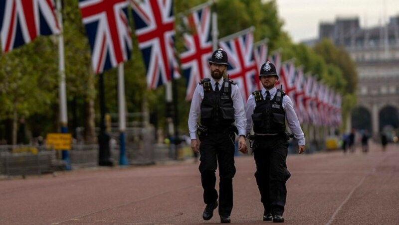 Die Einsatzkräfte in London erwarten rund um das Staatsbegräbnis „die wahrscheinlich größte Polizei- und Schutzoperation, die das Vereinigte Königreich je durchgeführt hat“, wie es Nick Aldworth, ehemaliger Nationaler Koordinator für Terrorismusbekämpfung, ausdrückt. (Bild: AP)