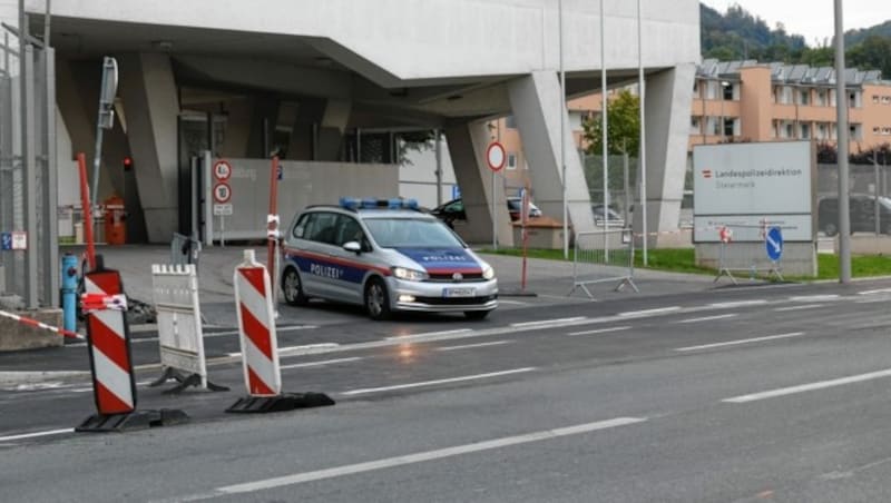 Die Zentrale der steirischen Polizei in Graz-Straßgang. (Bild: Christian Jauschowetz)