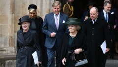 Königin Margrethe, Königin Maxima, König Willem-Alexander, Prinzessin Beatrix, Fürst Albert, König Felipe, Königin Silvia (Bild: APA/Photo by Daniel LEAL/AFP)