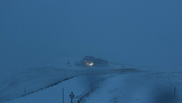 Schnee auch beim Wallackhaus in Heiligenblut, Samstag, 17. September, 6.20 Uhr bei minus 2,5 Grad (Bild: foto-webcam grossglockner.at)