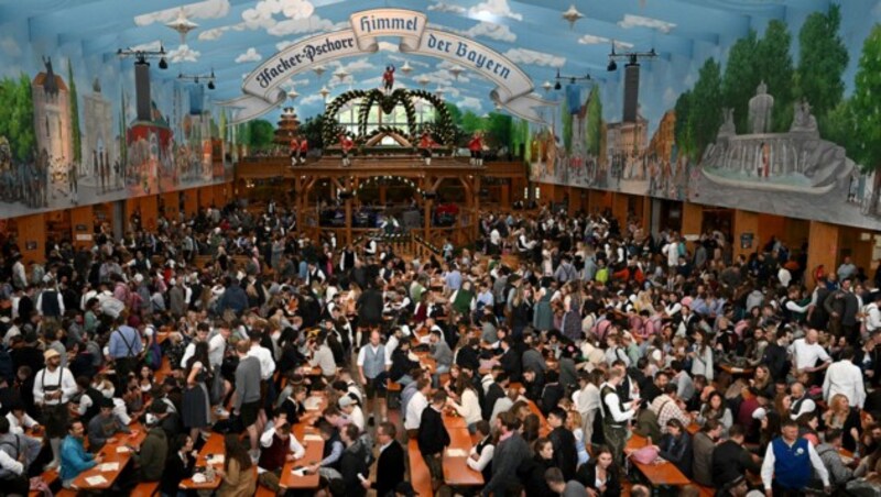 Die Wiesn läuft seit etwa einer Woche. (Bild: Christof STACHE / AFP)