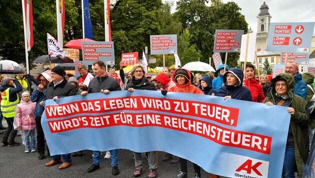 3700 Oberösterreicher demonstrierten in Linz gegen die Teuerungen (Bild: Harald Dostal)