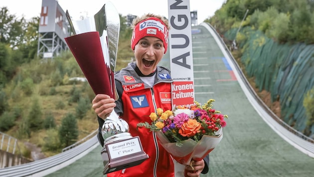 Die Freude bei Eva Pinkelnig über ihren gelungenen Saisonauftakt und den Sieg beim Grand Prix in Rasnov war riesig. (Bild: EXPA Pictures)