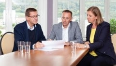 Die Wirtschaftslandesräte von Oberösterreich, Niederösterreich und der Steiermark: Markus Achleitner, Jochen Danninger und Barbara Eibinger-Miedl (Bild: Gerald Lechner/Land OÖ)