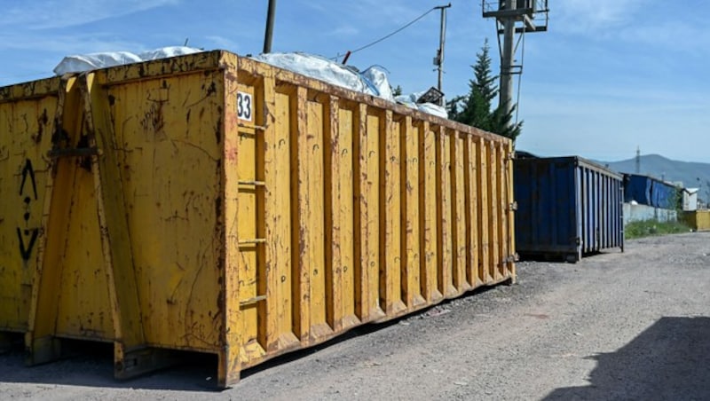 Container mit Plastikmüll in der Türkei (Bild: APA/AFP/Ozan KOSE)