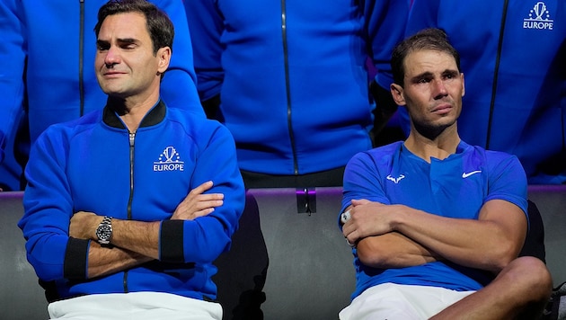 2022 weinten Roger Federer (li.) und Rafael Nadal beim Karriereende des Schweizers, nun wird es erneut emotional. (Bild: AP)