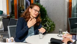 Martina Berthold im „Krone“-Gespräch über ihre künftigen Aufgaben , die aktuellen Krisen, den Europark-Ausbau und die Forderungen an di e Salzburg AG. (Bild: Tschepp Markus)