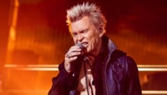 Stimmlich wankelmütig: Kultfigur Billy Idol (Bild: Andreas Graf)