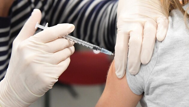 Etwa 3500 Steirer lassen sich momentan pro Woche impfen. (Bild: P. Huber)