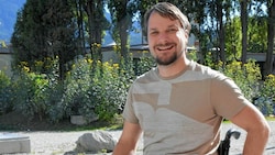 Der 38-Jährige setzt sich für die Rechte von Menschen mit Behinderung ein und fordert mehr Taten. Er ist Mitarbeiter bei Integration Tirol. (Bild: Andreas Fischer)