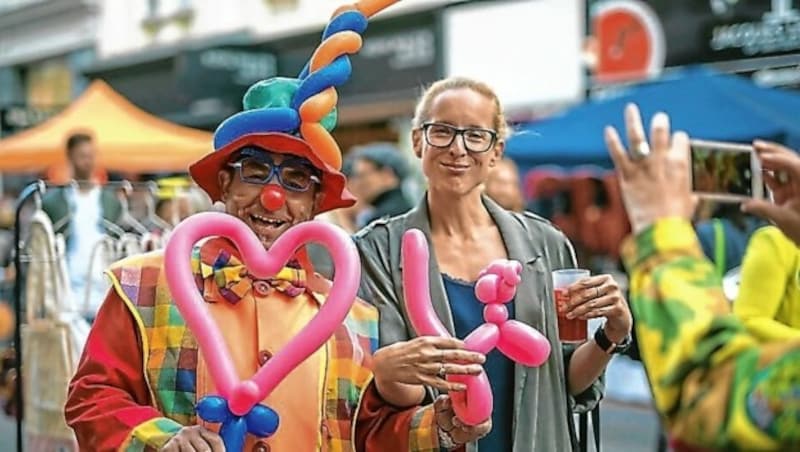 Die gesamte Neubaugasse wird heute und morgen zur Flanierzone. (Bild: wladi-mir)