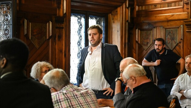 Energie-Aufsichtsratchef Lukas Oberwagner im Gemeinderat. (Bild: Wenzel Markus)