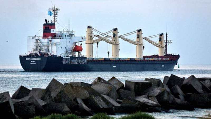 Aus dem Hafen von Odessa wird die Welt wieder mit ukrainischem Getreide beliefert. (Bild: AP)