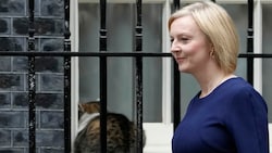 Der Start der Amtszeit von Liz Truss verläuft äußerst holprig. (Bild: AP/Kirsty Wigglesworth)