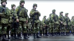 Russische Soldaten auf einem Trainingsgelände nahe Moskau (Bild: AP)