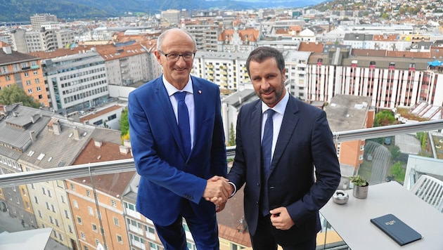 Tirols Landeshauptmann Anton Mattle (ÖVP) und sein Stellvertreter Georg Dornauer (SPÖ) (Bild: Birbaumer Christof)