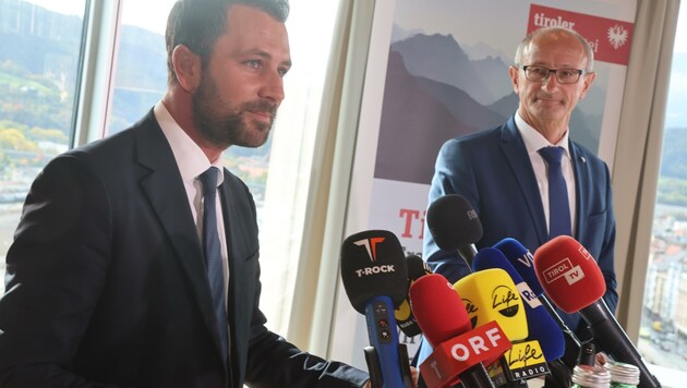 Präsentierten Fahrplan gemeinsam: Georg Dornauer (SPÖ, li.) und Anton Mattle (ÖVP) (Bild: Birbaumer Christof)