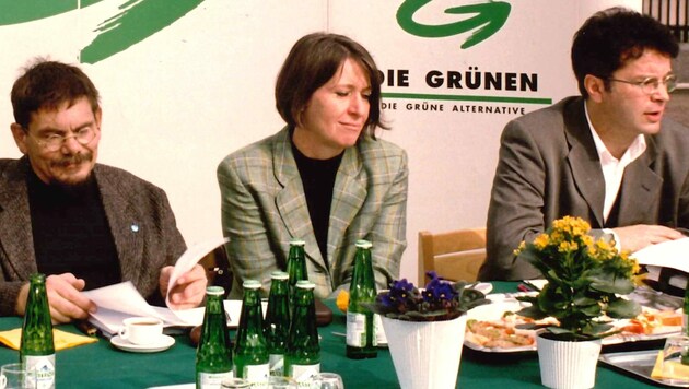 Grüne Klubsitzung im Jahr 1997: Gunther Trübswasser, Doris Eisenriegler, Rudi Anschober (v. l.). (Bild: Grüne OÖ)