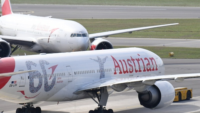 Zahlreiche Flieger blieben auf dem Boden. (Bild: P. Huber)