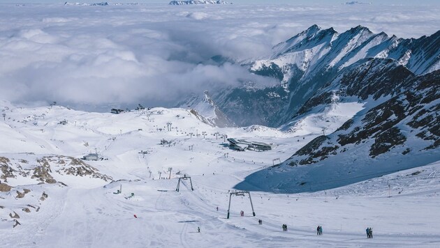 80 Zentimeter Neuschnee hat der kühle September dem Kitzsteinhorn gebracht (Bild: EXPA/Stefanie Oberhauser)