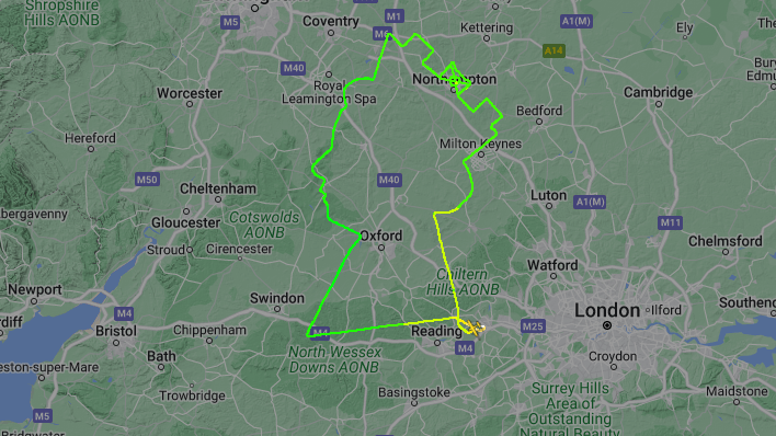 Mit dem weltweit größten Portrait der Queen sammelte die Pilotin Geld für Hospice UK. (Bild: flightradar24)