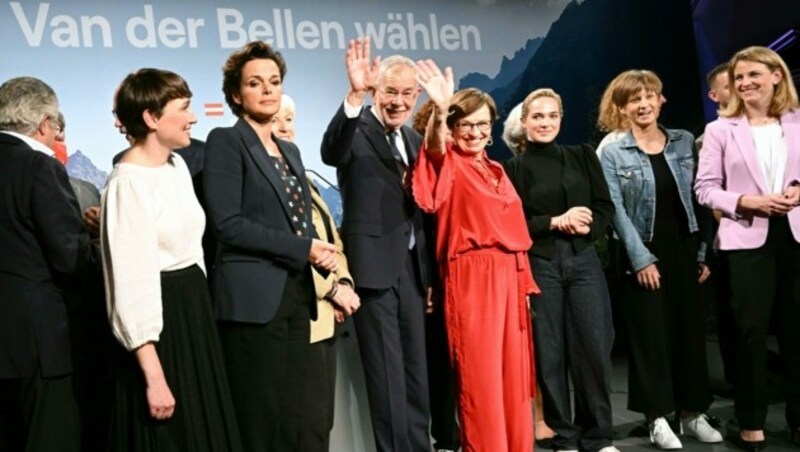 Bundespräsident Alexander Van der Bellen, Ehefrau Doris Schmidauer (Bild: APA/ROLAND SCHLAGER)
