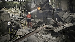 Eine zerstörte Gipsfabrik in Bachmut im Osten der Ukraine. (Bild: AFP)