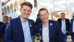 Thomas Morgenstern und Andreas Goldberger (re.) bei der Rot-Goldenen Traube. (Bild: Klemens Groh)