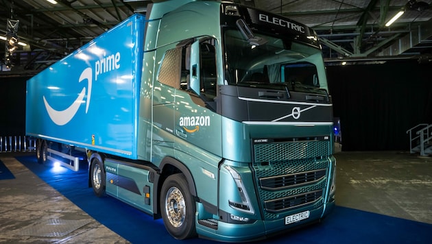 20 vollelektrische Lkw von Volvo werden bis Ende des Jahres in Deutschland in Betrieb genommen. (Bild: Amazon)