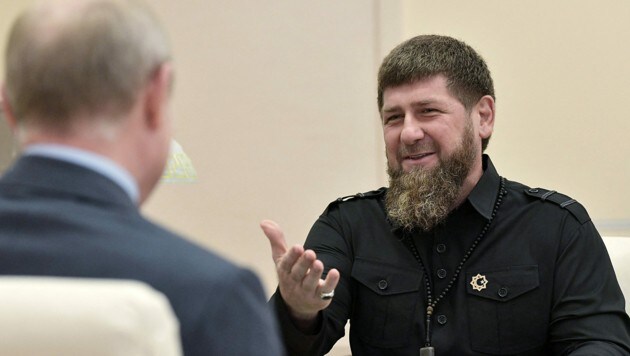 Tschetschenenführer Ramsan Kadyrow während eines Treffens mit Kremlchef Wladimir Putin (Bild: APA/AFP/Sputnik/Alexey NIKOLSKY)