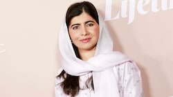 Malala Yousafzai war 15 Jahre alt, als die pakistanischen Taliban ihr wegen ihrer Kampagne für die Bildung von Mädchen in den Kopf schossen. (Bild: APA/AFP/Michael Tran)