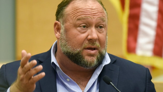 Alex Jones (Bild: AP)