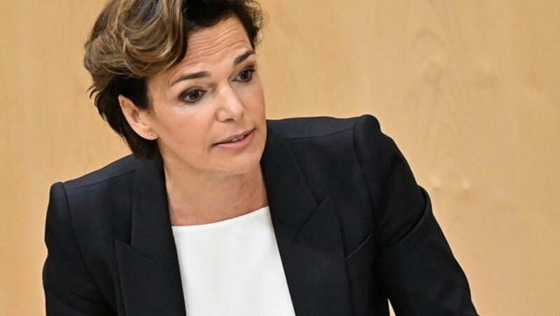 SPÖ-Chefin Pamela Rendi-Wagner (Bild: APA/HELMUT FOHRINGER)