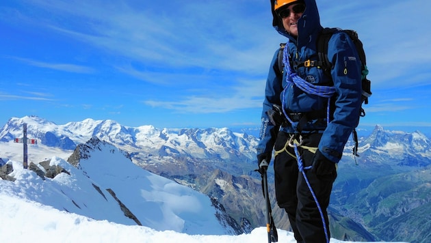 Karl Selden auf dem 4545 Meter hohen Dom, dem höchsten Gipfel auf Schweizer Gebiet (Bild: zvg)