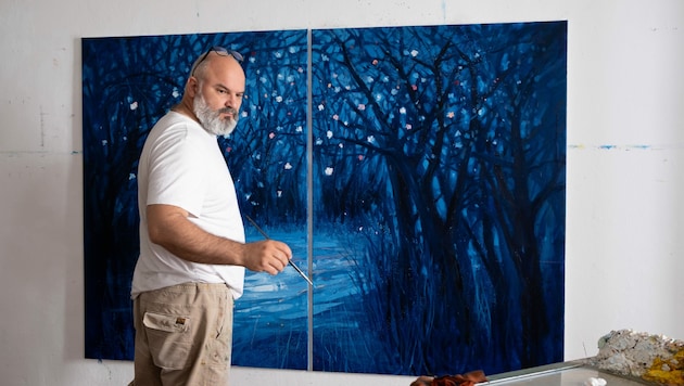 Künstler Krassimir Kolev präsentiert in seinem Atelier in St. Pölten seine Werke (Bild: KRASSIMIR KOLEV)