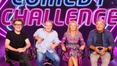 Manuel Rubey, Robert Palfrader, Angelika Niedetzky und Andreas Vitásek suchen in ORF in der „Comedy Challenge“ neue Kabarett-Nachwuchstalente. (Bild: ORF)