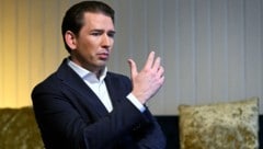 In einem Interview erklärt Ex-Kanzler Sebastian Kurz, dass das deutsche Außenministerium „offenbar nicht das Ziel einer restriktiven Migrationspolitik“ habe. (Bild: APA/HANS KLAUS TECHT)