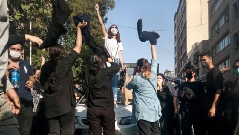 Proteste in Teheran (Archivbild) (Bild: AP)