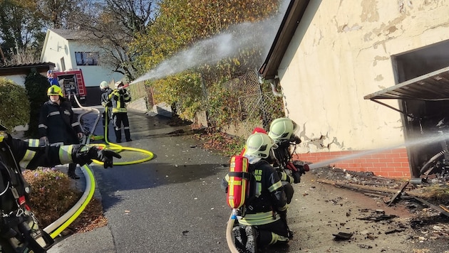 Durch rasches Eingreifen wurde ein Ausbreiten verhindert (Bild: Freiwillige Feuerwehr Hoheneich)