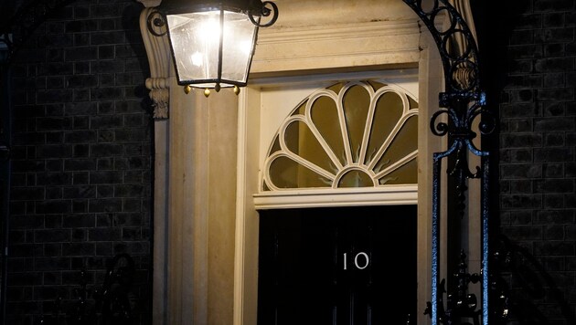 Londoner 10 Downing Street: Der Amtssitz des britischen Premierministers (Bild: APA/AFP/NIKLAS HALLE'N)