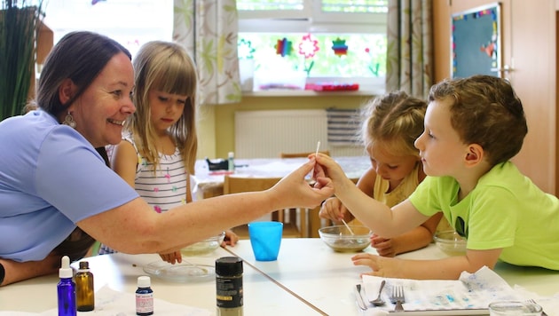 Die Arbeit mit Kindern erfordert viel Konzentration und Kompetenz und braucht endlich mehr Wertschätzung (Bild: Caritas OÖ)