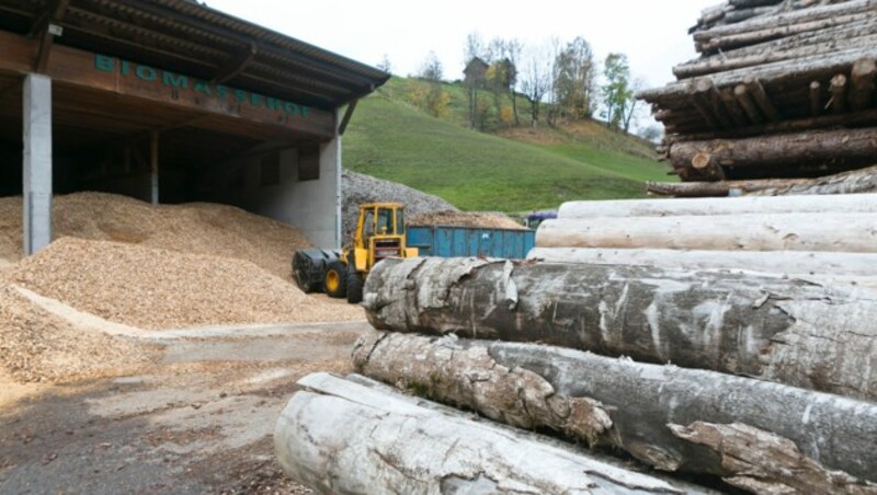 Das Biomasse Heizkraftwerk in Raggal beliefert zusammen mit 10 anderen Kraftwerken das Walsertal mit Wärme. (Bild: Mathis Fotografie)