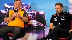 McLaren-CEO Zak Brown (li.) und RB-Teamchef Christian Horner (Bild: AP)