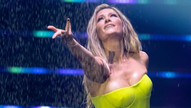 Helene Fischer in der TV-Show Das große Schlagerjubiläum 2022“ in Leipzig (Bild: Hendrik Schmidt / dpa / picturedesk.com)