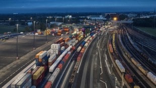 Deutliche Wettbewerbsnachteile sieht IV-Präsident für die exportorientierte Vorarlberger Wirtschaft.  (Bild: ÖBB / Lukas Hämmerle)