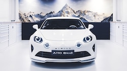 Mit dem A110 E-ternité hat Alpine in Paris eine elektrisch angetriebene Variante vom aktuellen A110 präsentiert. (Bild: Alpine)