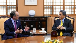 Außenminister Alexander Schallenberg mit seinem südkoreanischen Amtskollegen Park Yin (Bild: BMEIA/Michael Gruber)